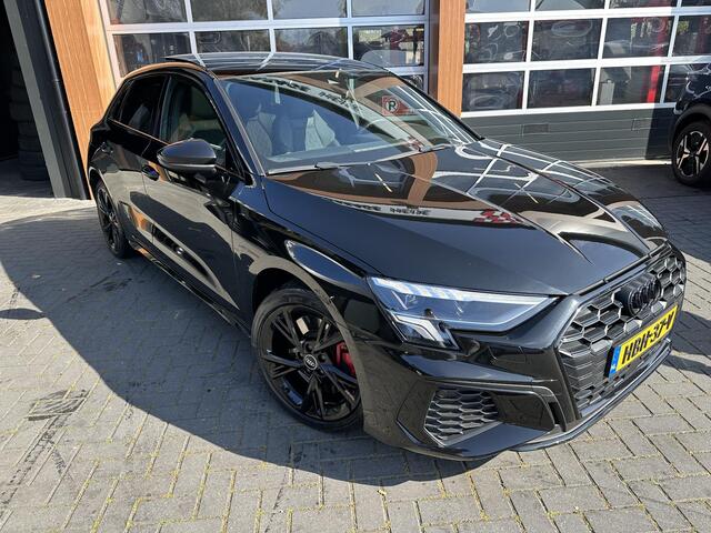 Audi A3 SPORTBACK 45 TFSI e S edition Competition | Panoramadak | RS stoelen | Black optic pakket |