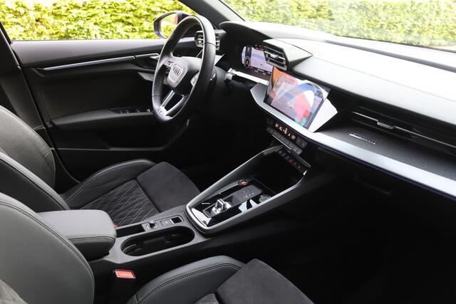 Audi A3 SPORTBACK 2.0 TFSI quattro S3 Edition One Pano/Matrix LED/B&O/Keyless/Camera/Headup/Elek. stoelen+mem/Elek. klep/19"