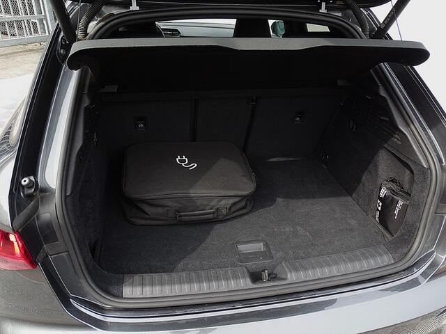 Audi A3 SPORTBACK 40 TFSI e S-Line, apple carplay