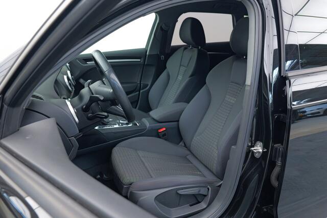 Audi A3 SPORTBACK 35 TFSI CoD Design Pro Line Plus | Automaat | Stoelverwarming | Cruise control