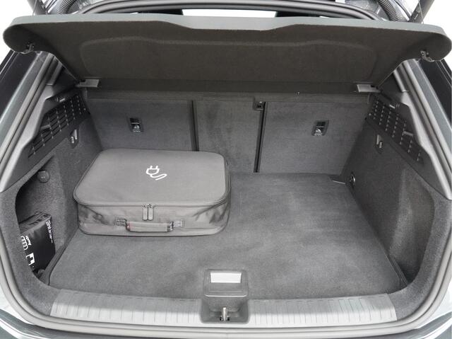 Audi A3 SPORTBACK 45 TFSI e S edition Competition Panorama Virtual Cockpit Camera LED B&O