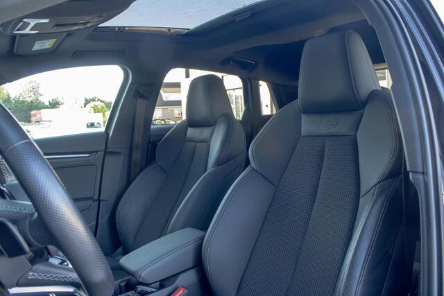 Audi A3 SPORTBACK 45 TFSIe Competition Sline PANO S3 CAMERA