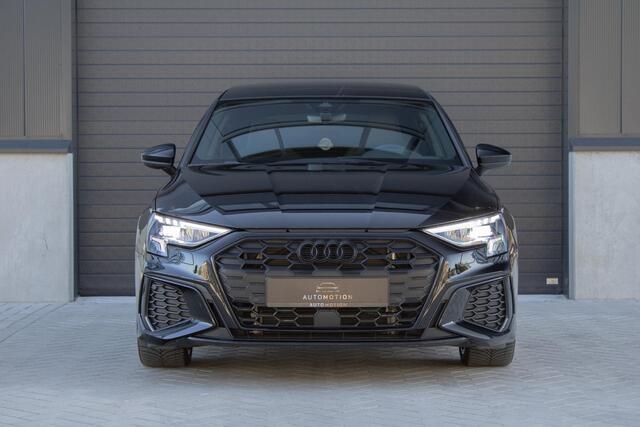 Audi A3 SPORTBACK 45 TFSIe Competition Sline PANO S3 CAMERA