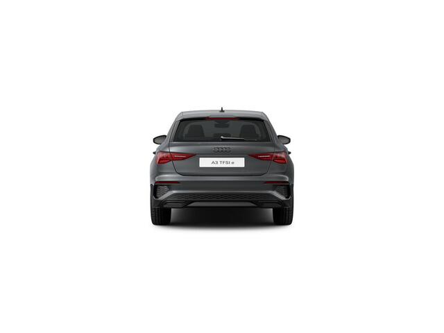 Audi A3 SPORTBACK 45 TFSI e S edition Competition | 245 PK | SoH 91% | Adaptive cruise control | Stoelverwarming | Navigatiesysteem |