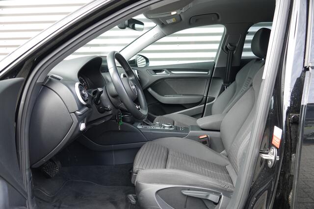 Audi A3 SPORTBACK 35 TFSI CoD Advance Sport S-Line | Adaptive Cruise | Stuur/Stoelverw. | Navi |