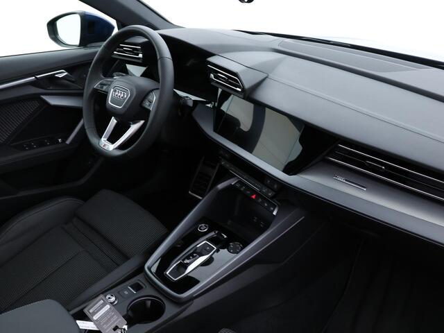 Audi A3 SPORTBACK 40 TFSI 204pk S edition · Panoramadak · Camera · Sonos Audio · Elek. Achterklep · Dodehoek Detectie · 18'' Inch · Garantie t/m 24-08-2030 of 100.000km