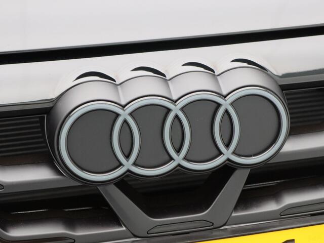Audi A3 SPORTBACK 45 TFSI e | S edition Competition | 18 inch | Privacy glas | Panoramadak | Sonos 3D| Rode remzadels |