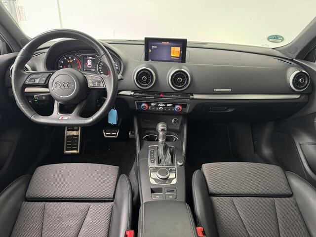 Audi A3 SPORTBACK 35 TFSI CoD Design Pro Line Plus | Panoramadak | Parkeersensoren | Lichtmetalen velgen 18'' | Apple CarPlay / Android Auto |