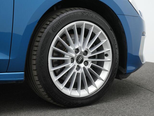 Audi A3 SPORTBACK 30 TFSI 110 pk S-tronic Ambition | Panoramadak | Sportstoelen | Navigatie | Parkeersensoren achter