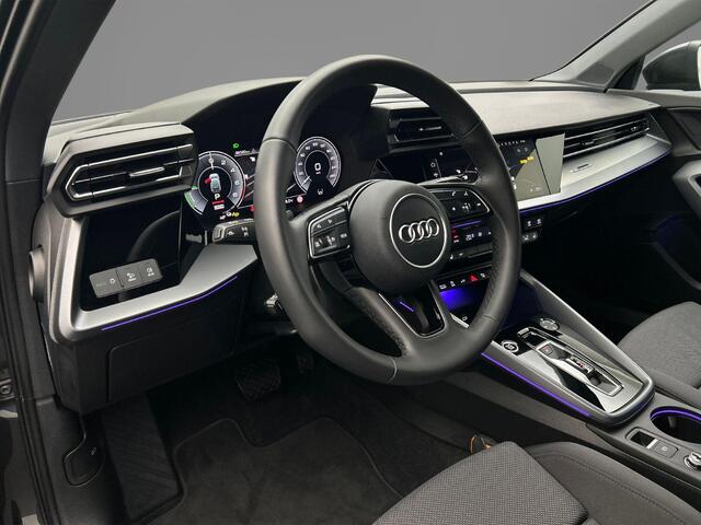 Audi A3 SPORTBACK 40 TFSI e 204 PK Advanced edition | 17 -Inch | Stoelverwarming | Ambient-lightning | Assistentie-Pack | All-Season | Privacy-Glass | Achteruitrijcamera |