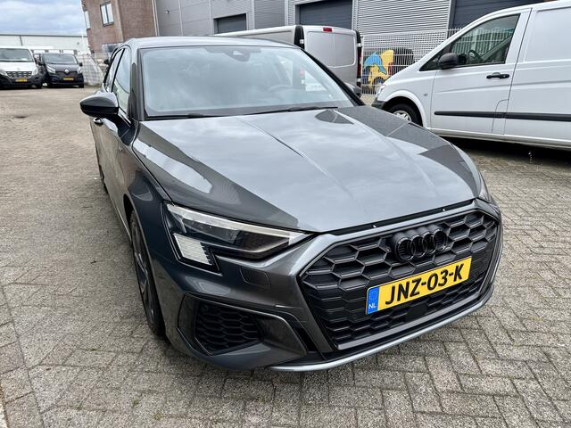 Audi A3 SPORTBACK 45 TFSI e S-Line edition Comp. Leder/Alcantara,Matrix,Stoelverw,El klep,28950incl btw