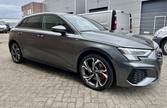 Audi A3 SPORTBACK 45 TFSI e S-Line edition Comp. Leder/Alcantara,Matrix,Stoelverw,El klep,28950incl btw