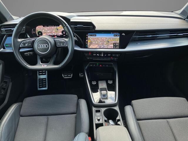 Audi A3 SPORTBACK 40 TFSIe 150kW/204PK S Line · Panoramadak · Stoelverwarming · Apple/Android Car Play · Drive select · Leder/Stof