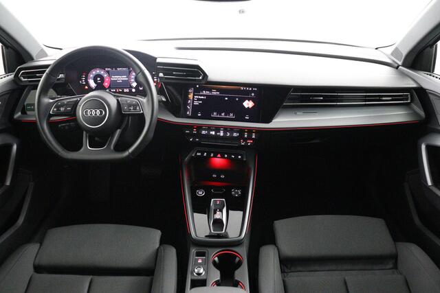Audi A3 SPORTBACK 35 TFSI 150 PK S-LINE edition, Facelift | Virtual Dash. | Apple Car Play | Camera | LED Plus | Navi | DAB+ | Adapt.Cruise - RIJKLAAR + BOVAG GARANTIE