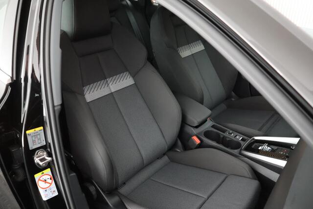 Audi A3 SPORTBACK 30 TFSI 110pk S-Tronic Advanced edition Adaptive cruise Climate control PDC