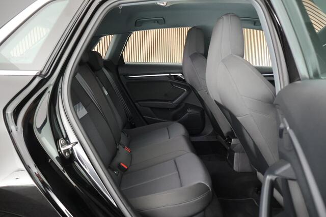 Audi A3 SPORTBACK 30 TFSI 110pk S-Tronic Advanced edition Adaptive cruise Climate control PDC