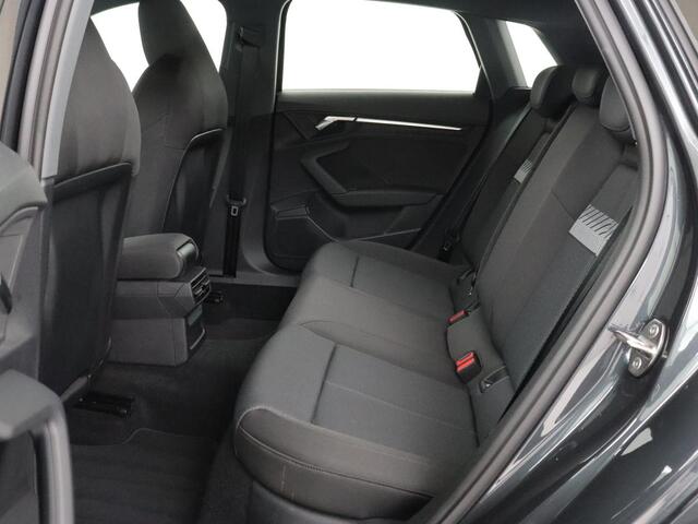 Audi A3 SPORTBACK 30 TFSI Advanced edition | Park Assist | Carplay | Virtual Cockpit | Sportstoelen | Navigatie | Climate control | Full LED | Cruise control | Bluetooth