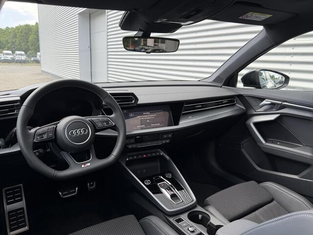 Audi A3 SPORTBACK S edition 40 TFSI e 150 kW / 204 PK Sportback 6 ve | Panoramadak | Keyless Entry | Adaptieve Cruise Control | Camera | Elektrische Achterklep |