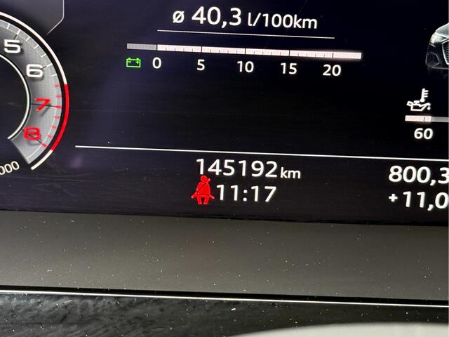 Audi A3 SPORTBACK 30 TFSI S edition Camera, Stoelverwarming, Matrix Led