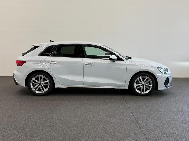 Audi A3 SPORTBACK 35 TFSI S Edition SONOS Premium Audio Airco ECC Navigatie Carplay Full LED Elektr. Sportstoelen PDC VA + Camera Adaptive Cruise Control Head Up Display