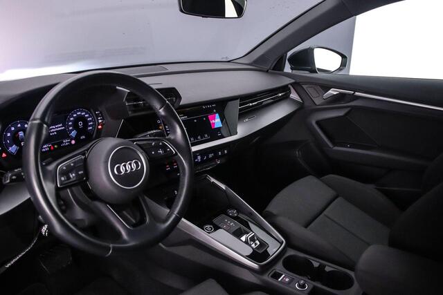 Audi A3 SPORTBACK 30 TFSI Business edition | Apple/Android Play | Cruise | Full-Led | Navi | Virtual Cockpit |