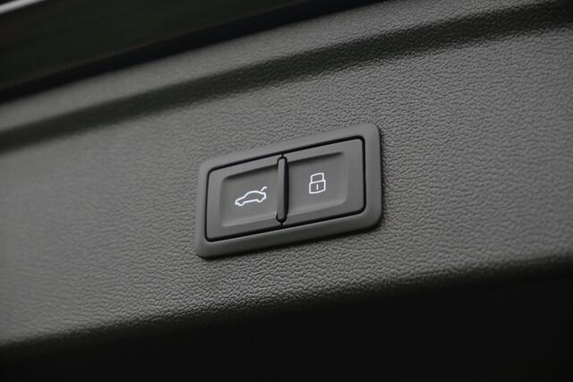 Audi A3 SPORTBACK 45 TFSI e S edition 245 PK | S line | All-Season | Elektrische klep | Sportstoelen | Dodehoeksensoren | 18 inch | Stoelverwarming | Keyless | Dealer Onderhouden | Draadloos Laden