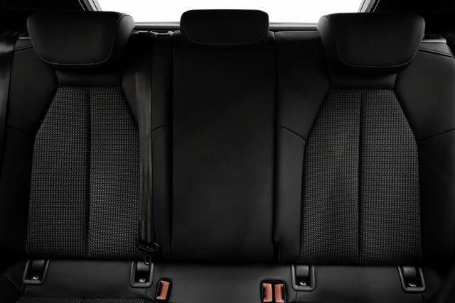 Audi A3 SPORTBACK 35 TFSI S edition | B&O | Trekhaak |