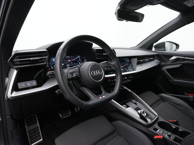 Audi A3 SPORTBACK 35 TFSI S-tronic S edition / S-Line | Navigatie | Parkeersensoren voor/achter | Sportonderstel | Carplay