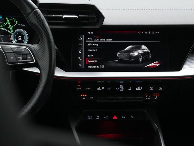 Audi A3 SPORTBACK 40 TFSI e 204 pk S-Line | Panoramadak | Achteruitrijcamera | Stoelverwarming | Navigatie
