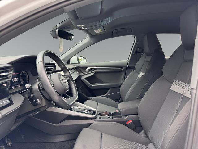 Audi A3 SPORTBACK 40 204pk TFSI e S edition MMI navigatie plus MMI touch | Parkeerassistent | Autom. airconditioning 2 zones