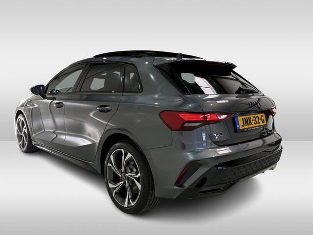 Audi A3 SPORTBACK 45 TFSI e 272pk S edition | Pano dak | Zwart optiek | ACC