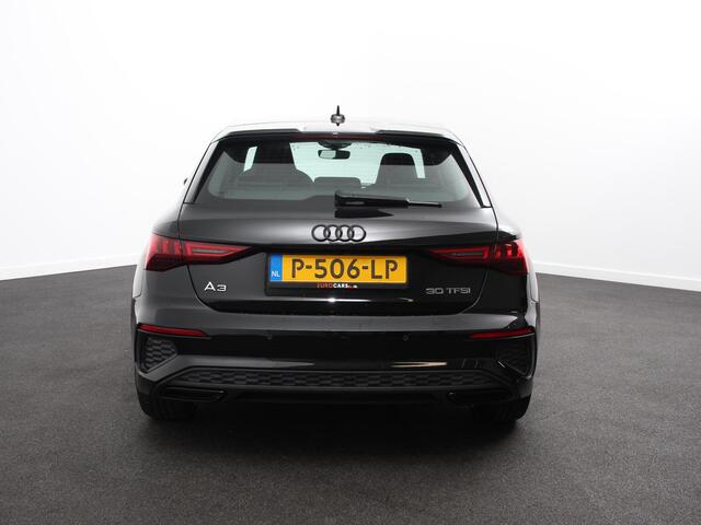 Audi A3 SPORTBACK 30 TFSI S edition S-tronic Navigatie Apple Carplay/Android Auto Parkeersensoren Adaptive Cruise Control Full Led Climate Control Virtual Cockpit Lichtmetalen velgen