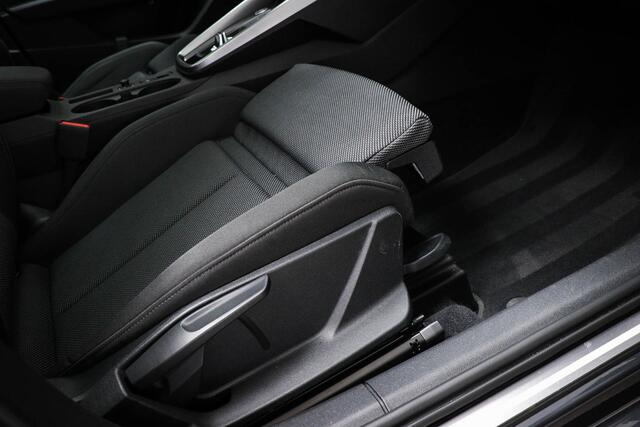 Audi A3 SPORTBACK 35 TFSI Business edition | VIRTUAL COCKPIT | PANORAMADAK | STOELVERWARMING | ACC | 18"