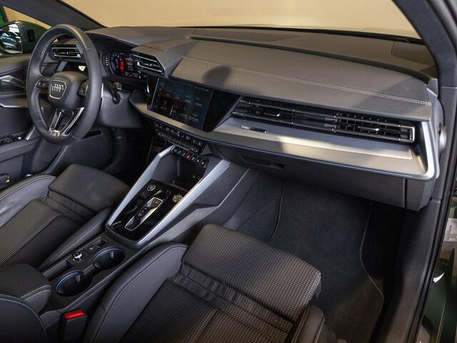 Audi A3 SPORTBACK 35 TFSI 2x S-Line edition / 150pk / Panorama dak / Sonos / Achteruitrij camera /