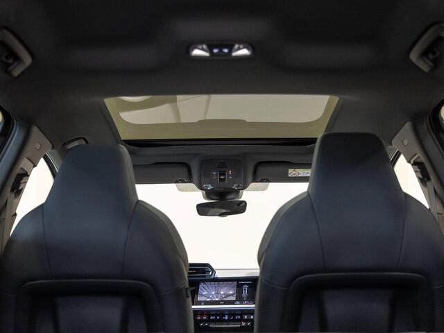 Audi A3 SPORTBACK 35 TFSI S-Line edition / 150pk / Panorama dak / Sonos / Achteruitrij camera /