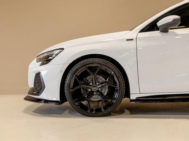 Audi A3 SPORTBACK 35 TFSI 2x S-Line edition / 150pk / Maxton / Panorama dak / Sonos / Achteruitrij camera /