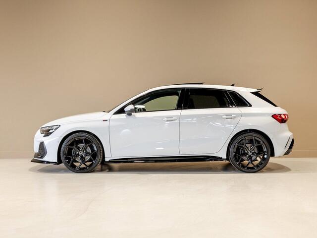 Audi A3 SPORTBACK 35 TFSI 2x S-Line edition / 150pk / Maxton / Panorama dak / Sonos / Achteruitrij camera /