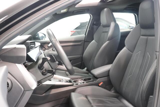 Audi A3 SPORTBACK 40 TFSI e Edition | Panoramadak | Leder bekleding | 18"Lichtmetaal | Camera | SoH 95,8% |