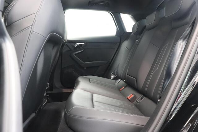 Audi A3 SPORTBACK 40 TFSI e Edition | Panoramadak | Leder bekleding | 18"Lichtmetaal | Camera | SoH 95,8% |