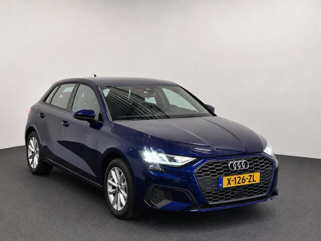 Audi A3 SPORTBACK 30 TFSI Pro Line Navigatie Apple Carplay Android Auto Parkeersensoren achter Cruise Control Full Led Climate Control Lichtmetalen velgen