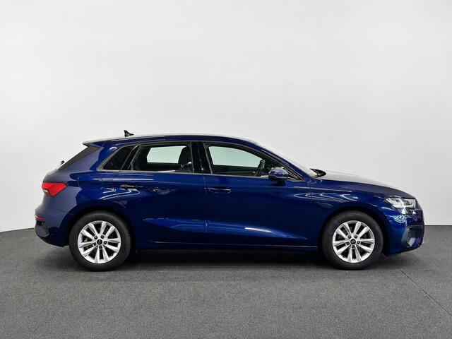 Audi A3 SPORTBACK 30 TFSI Pro Line Navigatie Apple Carplay Android Auto Parkeersensoren achter Cruise Control Full Led Climate Control Lichtmetalen velgen