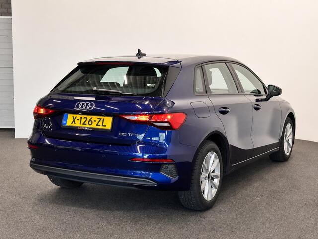 Audi A3 SPORTBACK 30 TFSI Pro Line Navigatie Apple Carplay Android Auto Parkeersensoren achter Cruise Control Full Led Climate Control Lichtmetalen velgen
