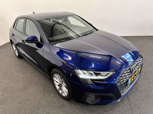 Audi A3 SPORTBACK 30 TFSI Pro Line Navigatie Apple Carplay Android Auto Parkeersensoren achter Cruise Control Full Led Climate Control Lichtmetalen velgen