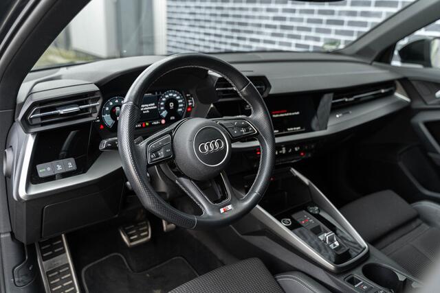 Audi A3 SPORTBACK 30 TFSI S-Tronic S-edition | MMI Navigatie Plus | Audi Sound System | LED Koplampen | Zwart Optiek | Stoelverwarming | Virtual Cockpit | Sportstoelen | S-Line
