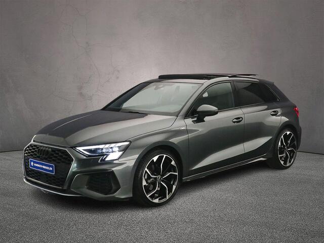 Audi A3 SPORTBACK 30 TFSI S edition | Panorama Dak | Adaptieve Cruise | Apple/Android Play | Matrix Led | Parkeer pakket | Led-lichtpakket |