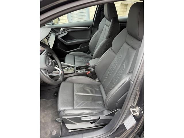 Audi A3 SPORTBACK 40 TFSI S Line | Adaptive cruise control | Trekhaak afneembaar | Lederen bekleding | Stoelverwarming | Camera | Elektrische achterklep | Dodehoeksensoren |