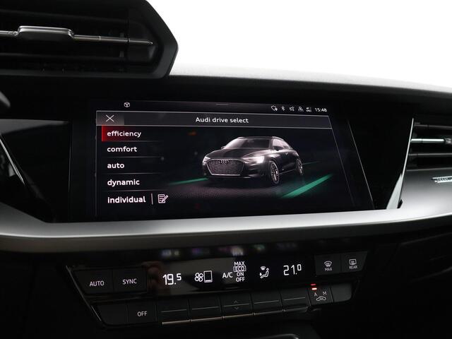 Audi A3 SPORTBACK 45 TFSIe 245pk S-tronic S edition Competition · Apple/Android Car Play · Adaptive Cruise Control · Elek. inklap b.spiegels · Navigatie · 18'' ·