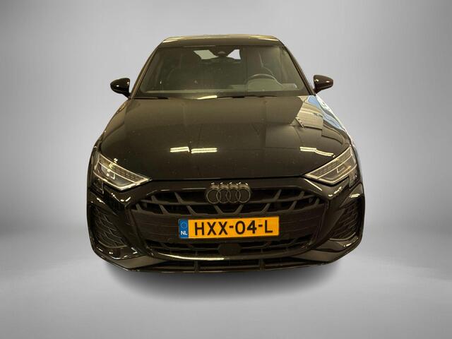 Audi A3 SPORTBACK 40 TFSIe 204pk S-tronic S edition · Camera · Stoelverwarming · Apple/Android Car Play · Park Assist · Navigatie · 17'' Inch · Garantie t/m 27-07-2029 of 100.000km