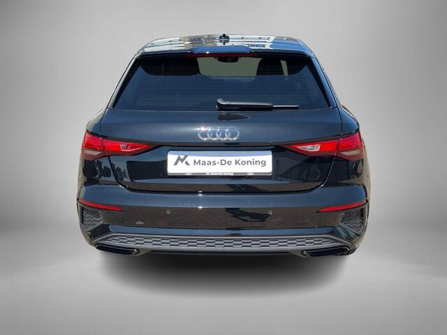 Audi A3 SPORTBACK 45 TFSIe 180kW/245pk S Line · Apple/Android Car Play · Drive select · Leder/Stof · Stoelverwarming