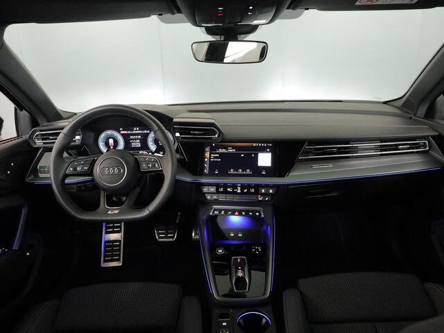 Audi A3 SPORTBACK 40 TFSI e S edition 204 pk S-tronic | Verlengde garantie | Navigatie | Parkeersensoren (Park assist) | Achteruitrijcamera | Adaptieve cruise control | Stoelverwarming | S-Line |